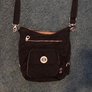 Baggallini crossbody bag